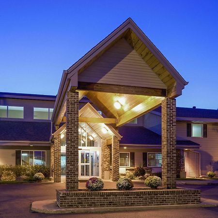 Americinn By Wyndham Rhinelander Ngoại thất bức ảnh