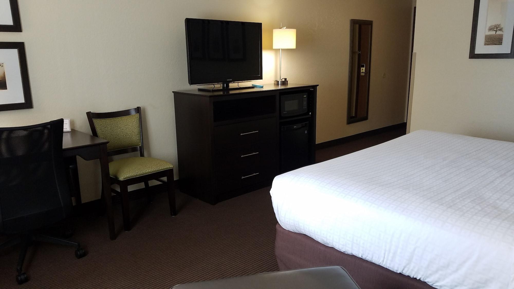 Americinn By Wyndham Rhinelander Ngoại thất bức ảnh