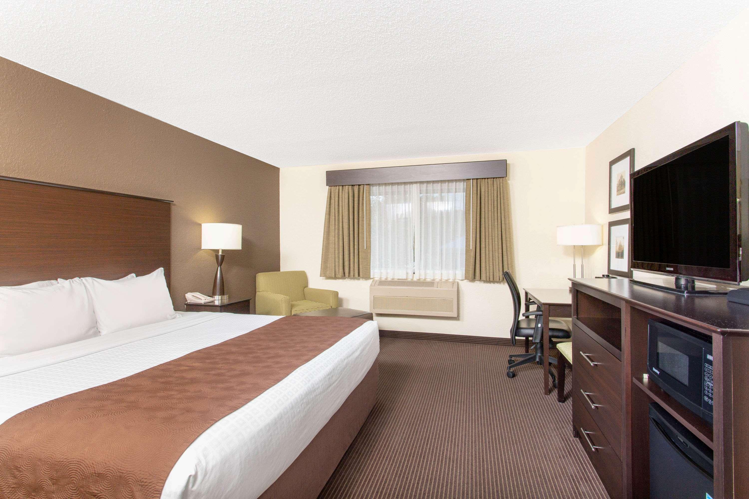 Americinn By Wyndham Rhinelander Ngoại thất bức ảnh