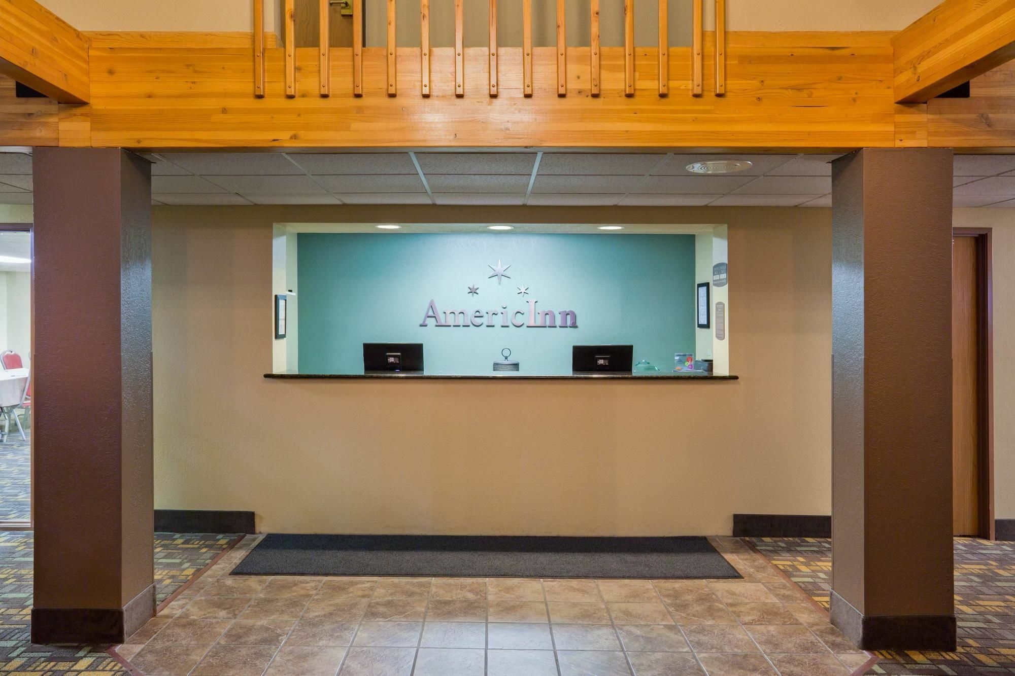 Americinn By Wyndham Rhinelander Ngoại thất bức ảnh
